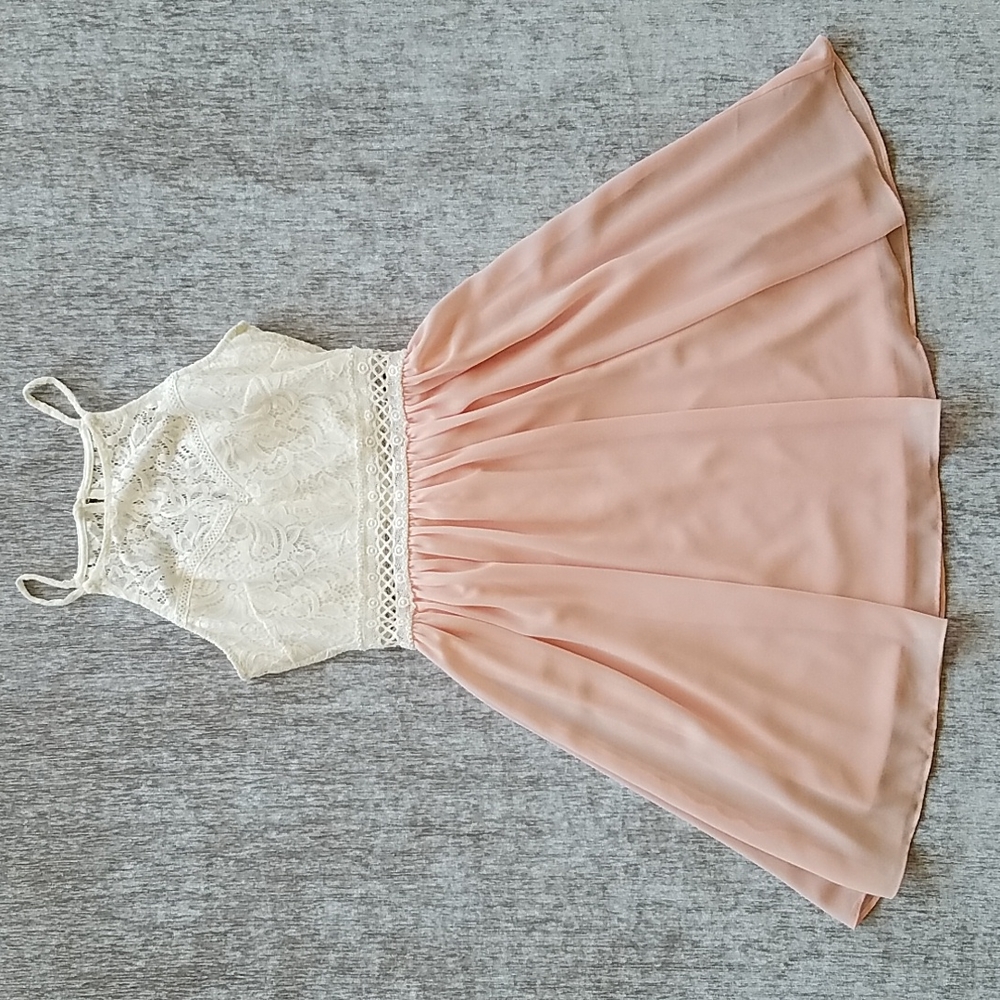 Size 3 White lace dress top with peach chiffon